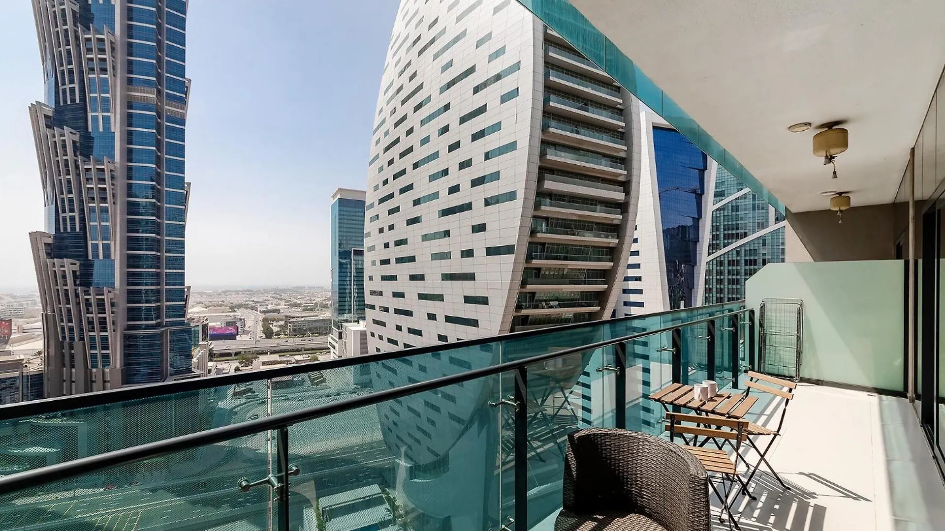 Stylish 1Br At Damac Merano Tower With Great View Dubai 0*,