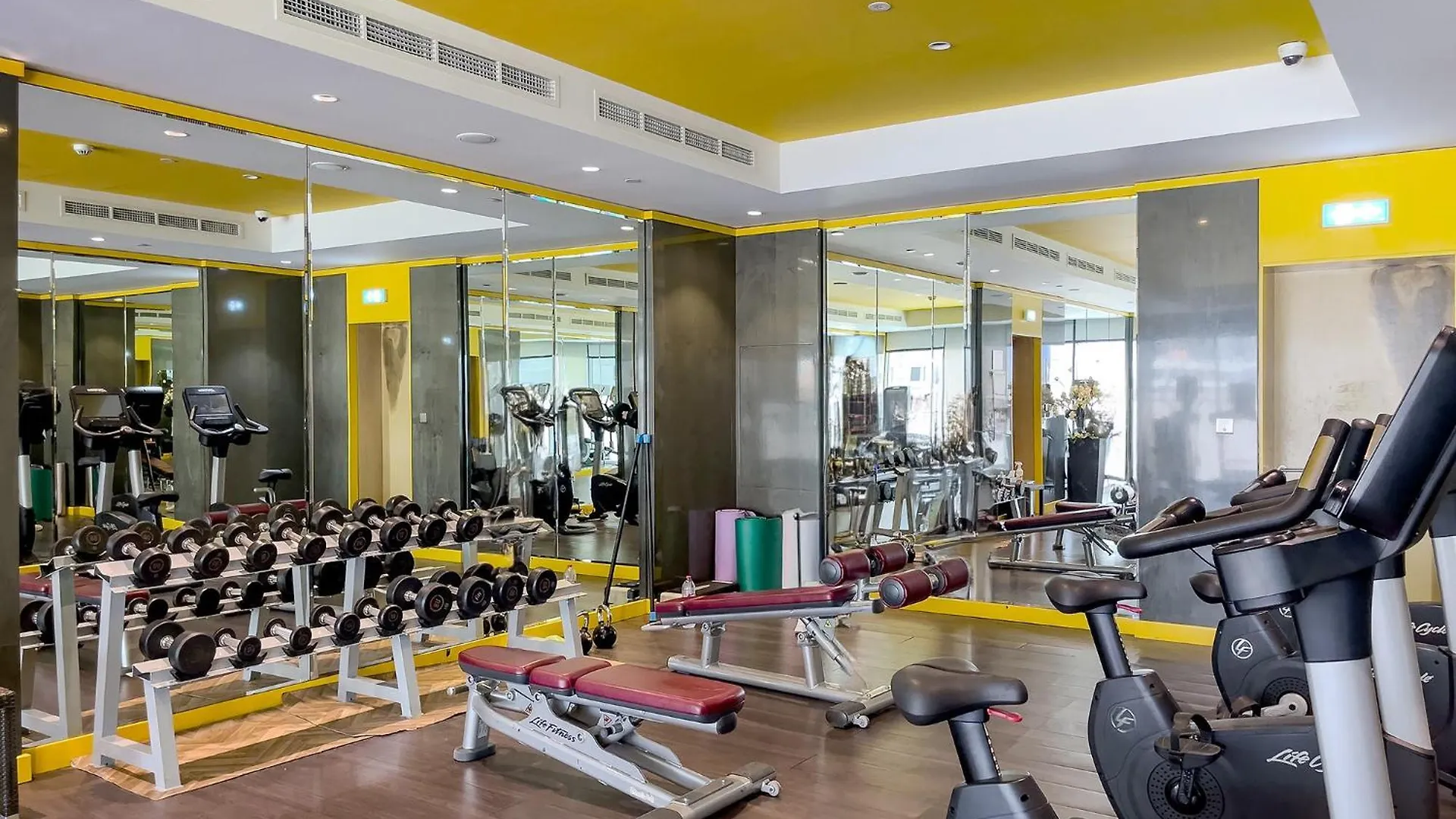Appartement Stylish 1Br At Damac Merano Tower With Great View Dubai