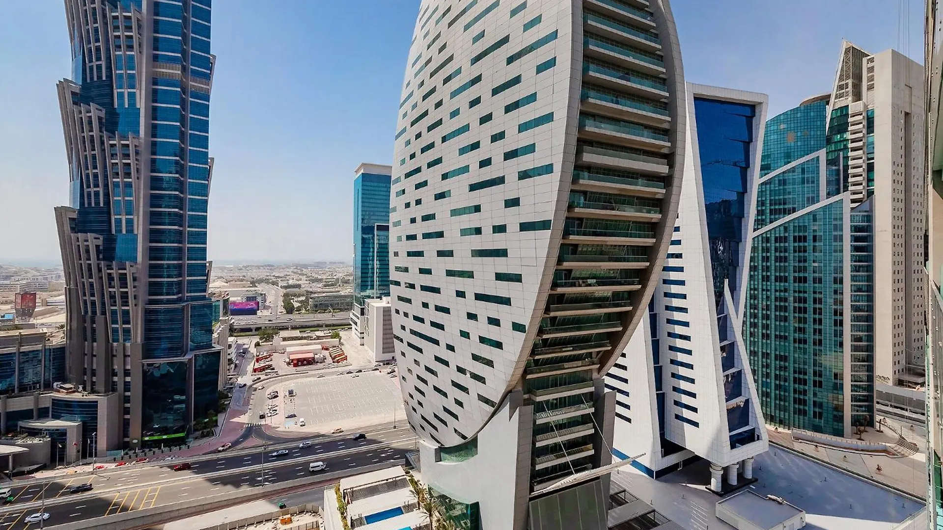 Stylish 1Br At Damac Merano Tower With Great View Dubai
